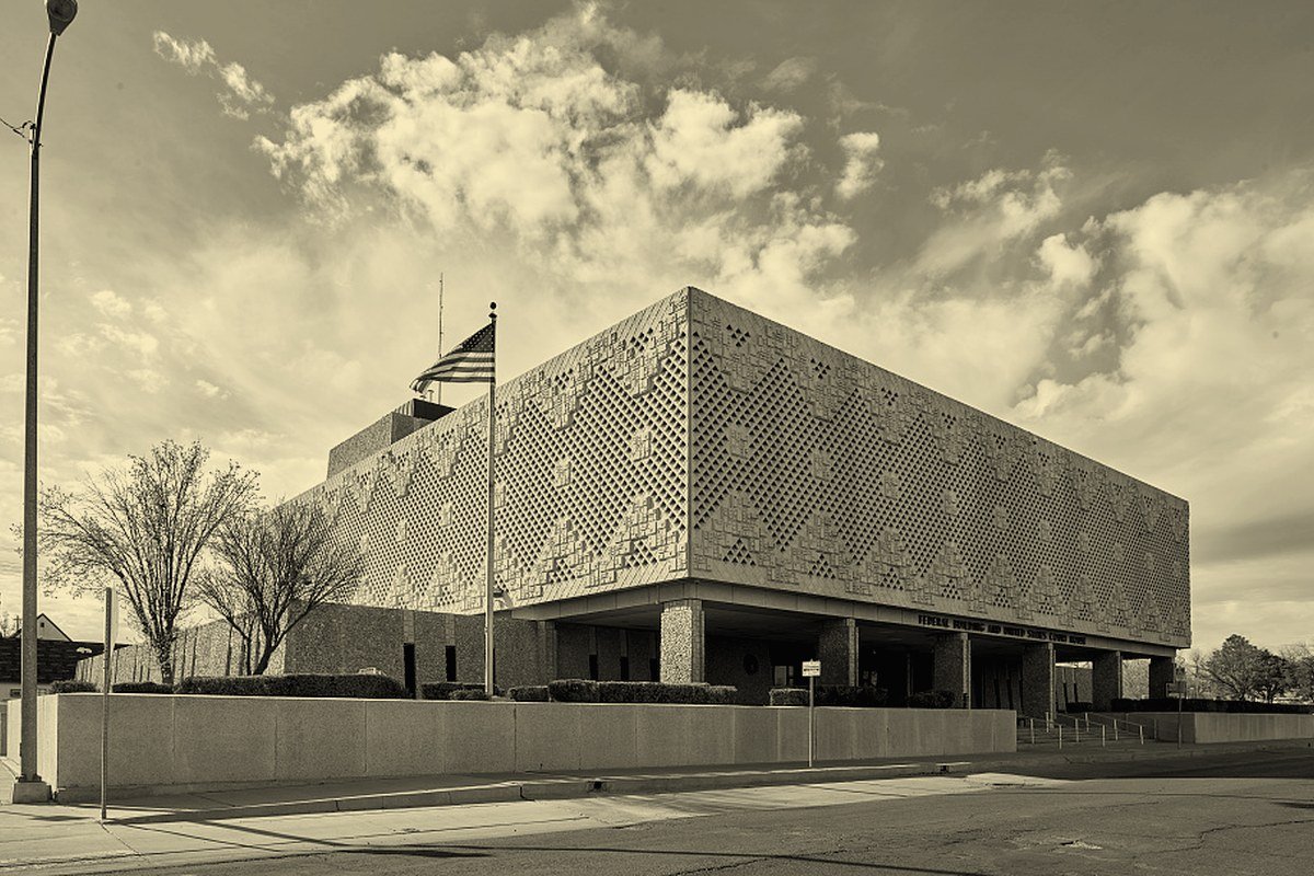 Rejecting a Bad Contract in a New Mexico Bankruptcy: Dandurand, Baird, and the § 365 Clock
